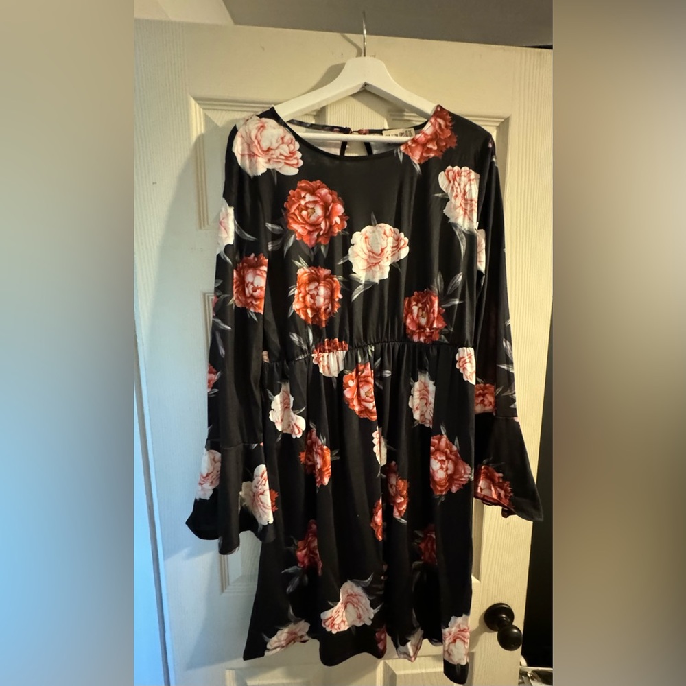 Club London black and red floral long sleeved dress